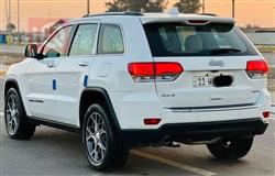 جیپ گراند شیرۆکی